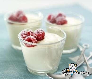 Mousse de chocolate blanco