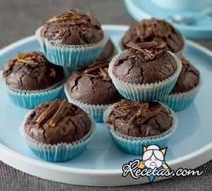 Muffins con peras y chocolate