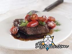 Bistecas con tomates cherry  caramelizados