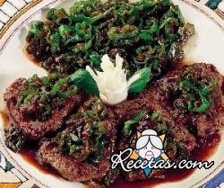 Bistecs con chiles verdes