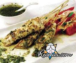 Brochetas de pollo con gremolata