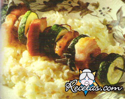 Brochette de verdura con risotto