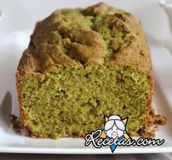 Budín al té matcha