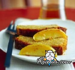 Budín de zanahorias y manzanas a la canela