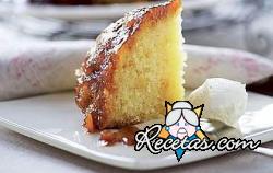 Budín esponjoso de limón