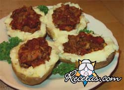 Papas rellenas con carne