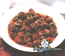 Caracoles con tomate