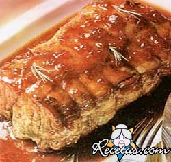 Carré de cerdo asado
