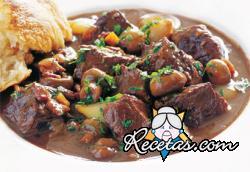 Carne a la Bourguignon