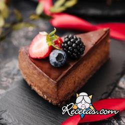 Cheesecake de chocolate y fresas