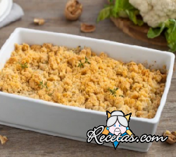 Crumble de coliflor con queso azul y nueces