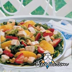 Ensalada de ave y frutas