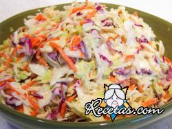 Ensalada de coles (coleslaw)