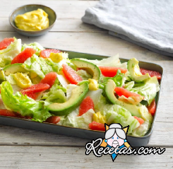 Ensalada de pomelo y aguacate