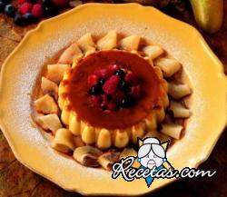 Flan al caramelo con frutas