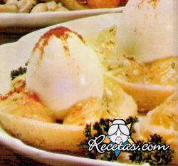Fondos de alcauciles con huevos mollets