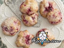 Galletas con frambuesas y chocolate blanco