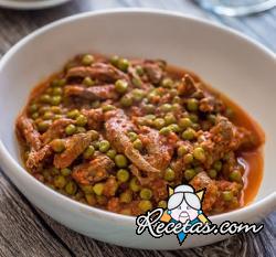 Guisado de ternera con guisantes