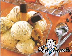 Helado de café, ron y nueces