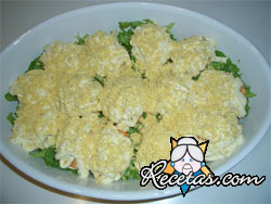 Huevos atunados