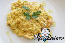 Huevos pateados