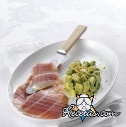 Jamón ibérico y tartar de aguacate