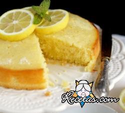 Lemon drizzle cake