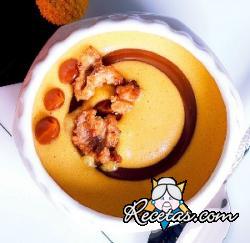 Mousse de dulce de leche con crocante de nueces