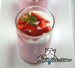 Mousse delicada de fresas