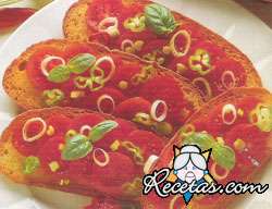 Pan tostado con tomate