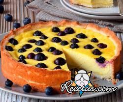 Pastel de requesón con arándanos