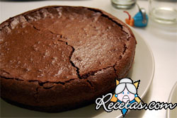 Pastel de chocolate fondat