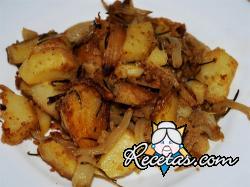 Patatas con cebolla