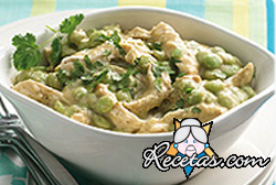 Pollo cremoso con brócoli