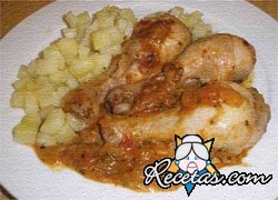 Pollo con salsa de cacahuetes