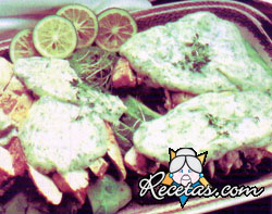 Pollo con palta y mayonesa de paltas