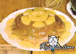 Postre de ananás y marrons