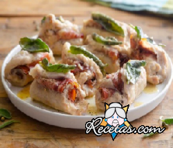 Rollitos de cerdo con tocino y salvia