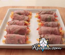 Rollitos fríos de roast-beef