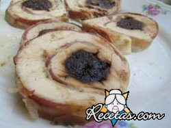 Roulade de pavo con crema de papas