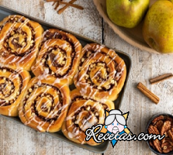 Rolls de manzana con canela y nueces