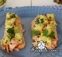 Salmón con piña