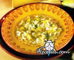 Sopa de endibias con arroz