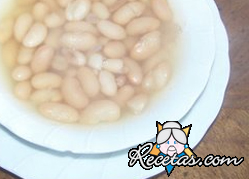 Sopa de coco y frijoles