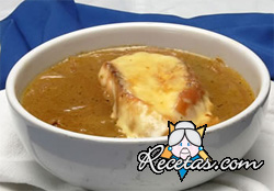 Sopa de cebolla al gratén