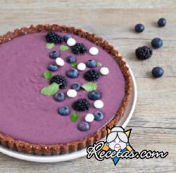 Tarta con curd de moras