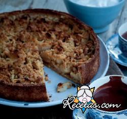 Tarta de manzana con crumble de avellanas