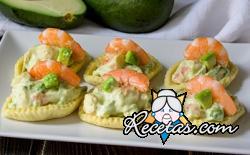 Tartaletas de gambas y aguacate