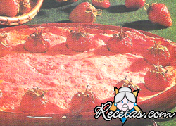 Tarta de mousse de frutillas