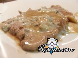Tiritas de ternera al queso azul